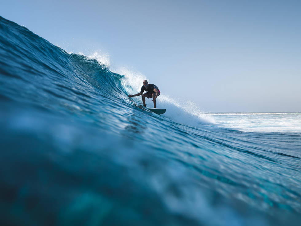 8_MARCH_-_BLUE_BOWLS_-_AM_-_A7iii_-_STILLS335-1d_charging_-_Blue_Bowls