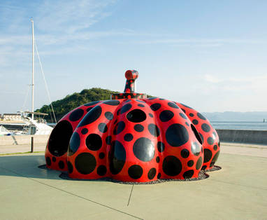 Red pumpkin Naoshima
