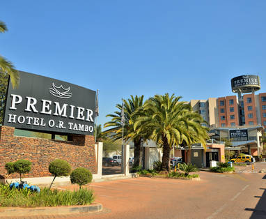 Premier_Hotel_OR_Tambo_-_exterior_3