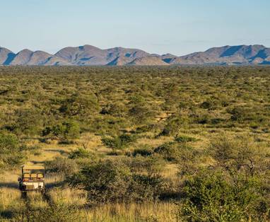 Tswalu_Kalahari_landscape_Russel