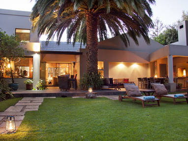 african_rock_hotel_view_from_garden_towards_patio