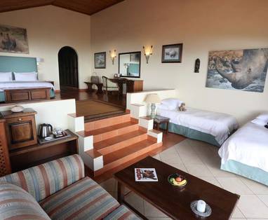 Accommodation_Deluxe-Family-Room