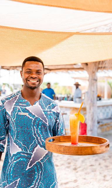 Azura-Benguerra-Peri-Peri-Beach-Club-9