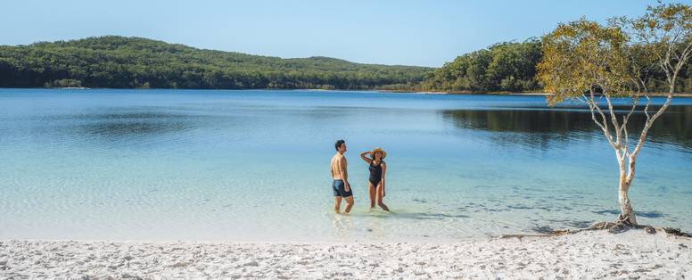 koppel in de zee bij Fraser Island 