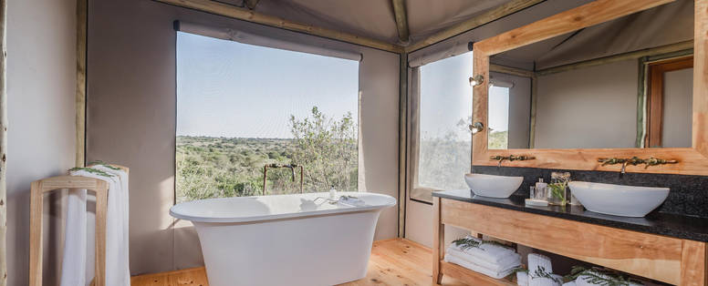 Hlosi_Game_Lodge_Safari_Tent_Bathroom