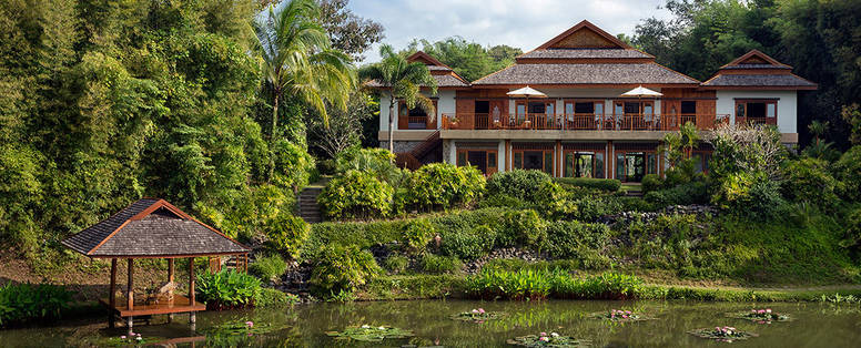 Schitterende accommodatie van de Baan Sak Tong villa aan zijn eigen vijver