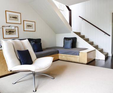 SOLLR-lagoon-loft-lounge