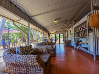 Lounge_and_Library_area