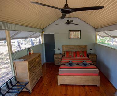 Deluxe_cabin_updated