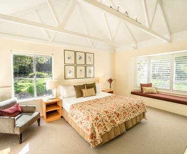 Garden-View-Room-80b86261-9adf-4815-a3e1-d9383f9693db