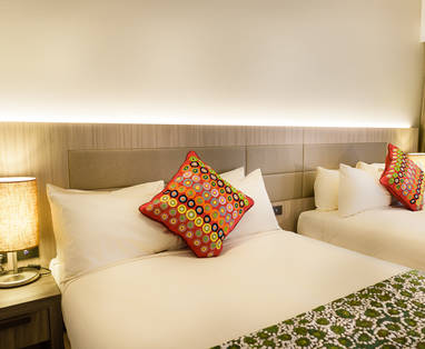 ARRDGS_PTY_GV_GHenley_08