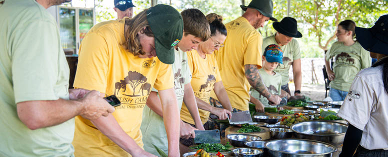 Meehelpenj bij The Bush Camp in Chiang Mai, Thailand