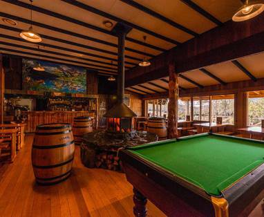 Tavern_Pooltafel