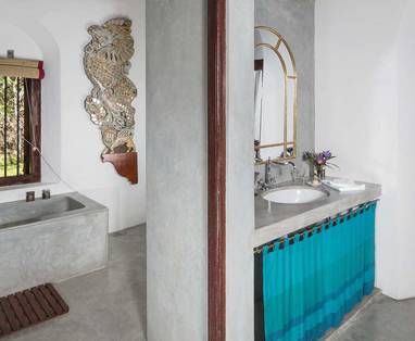 26762011516_d1a2ba1282_k