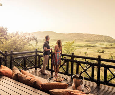 Sundowners bij Four Seasons Golden Triangle in Chiang Rai