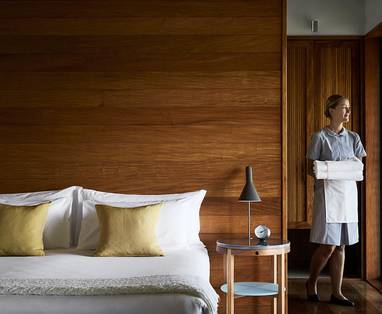 qualia_resort_Leeward_Pavilion_housekeeper