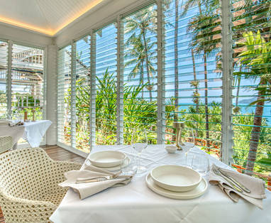 mission-beach-dining-ocean-views