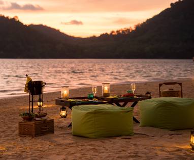 Sunset Castaway bij Six Senses Yao Noi op Koh Yao Noi