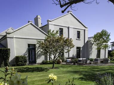 Islington_exterior_1