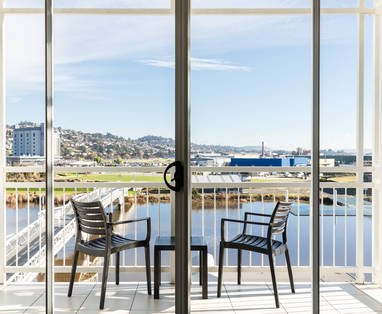 PeppersSeaport_RiverViewSuite-6