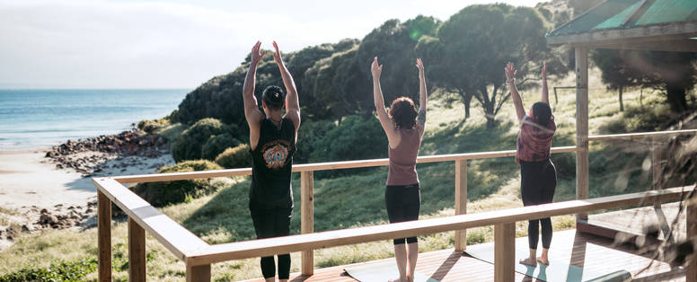 SDKI_HIGH_RES_Property_-_Morning_beachside_yoga_1_Copyright_Sea_Dragon_Kangaroo_Island_2