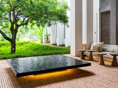 Binnenplaats Raya Heritage nabij Chiang Mai in Thailand