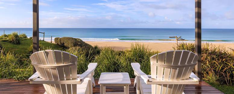 chocolate-gannets-Beachfront-Villa-4-front-deck-ocean-views-2023