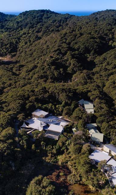 Awaroa_Lodge_Aerial_tight