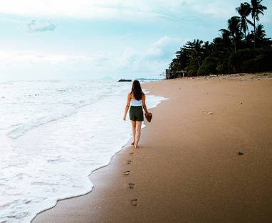 taneli-lahtinen-HilFamBLAuc-unsplash