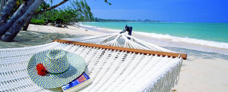 Hangmat met hoed bij The Sarojin in Thailand