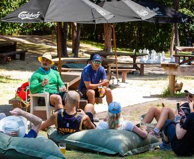 Awaroa_Lodge_pizzeria