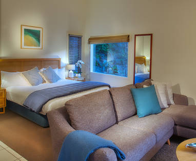 Awaroa_Lodge_Superior_Suite