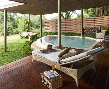 Poolvilla bij Wishing Tree Resort in Khon Kean in Thailand