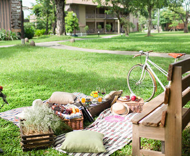 Picknick bij Wishing Tree Resort in Khon Kean in Thailand