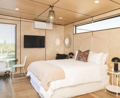 Slaapkamer Blush Cabin bij Matawhero in Gisborne, Nieuw-Zeeland