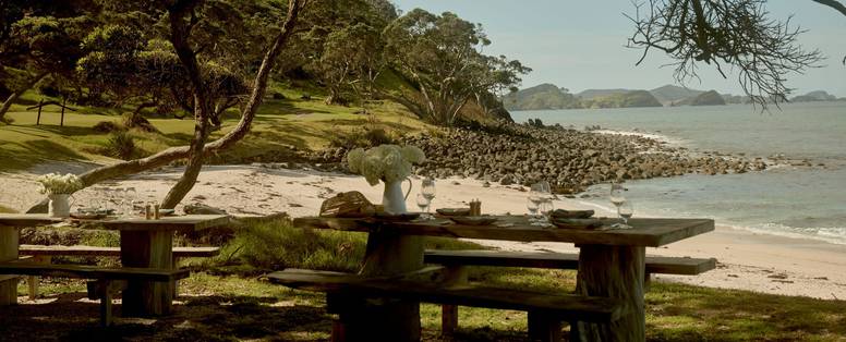 RWNKC_Destination_Pink_Beach_Lifestyle_(1)