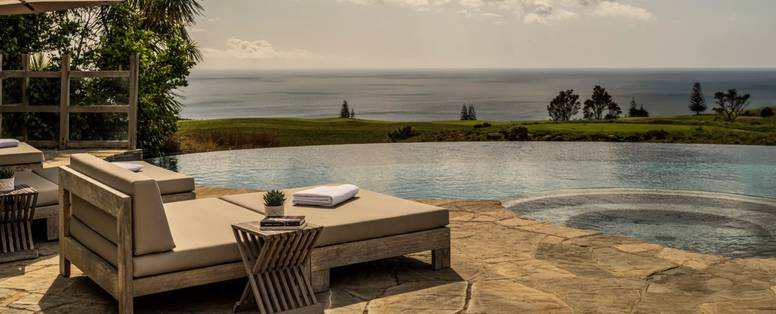 RWNKC_Facilities_Wellness_Outdoor_Pool_(2)_web_WIDE-LARGE-16-9