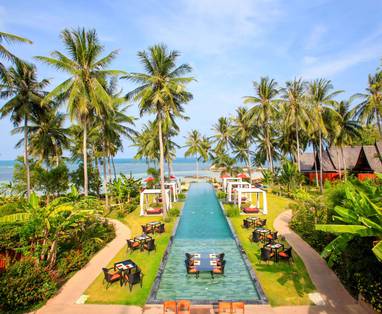Zwembad bij Kupu Kupu, Koh Phangan in Thailand