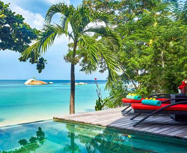 Deluxe beachfront pool villa bij Kupu Kupu, Koh Phangan in Thailand