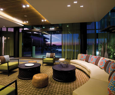 adina-apartment-hotel-vibe-hotel-darwin-waterfront-reception-03-2014