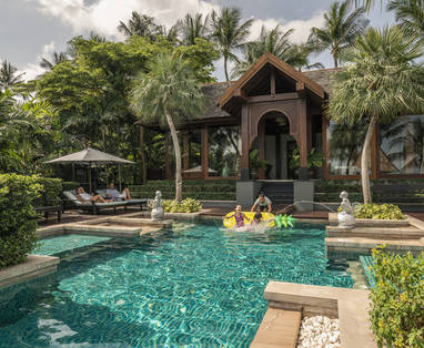 Zwembad Residence villa bij Four Seasons Resort Koh Samui in Thailand