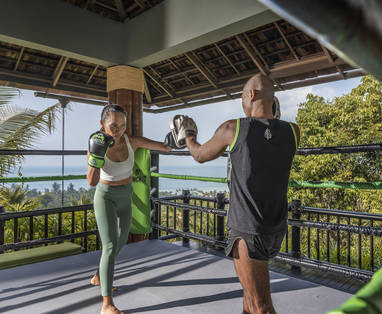 Muay Thai boksles bij Four Seasons Resort Koh Samui in Thailand