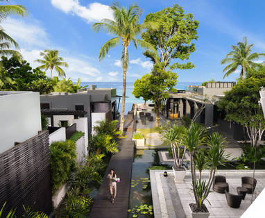 Binnenplaats resort bij Aleenta Phuket in Thailand