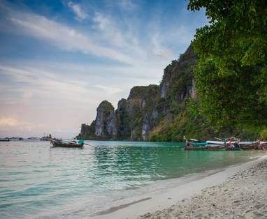 steven-watson-aNcGLkprssw-unsplash