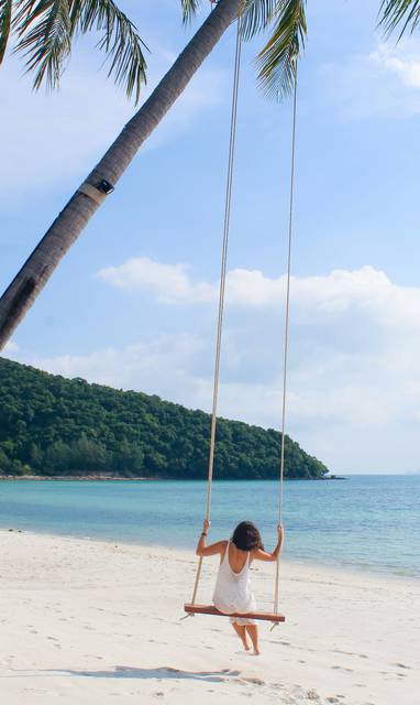 rebecca-cairns-dV2kD-wDl0Y-unsplash