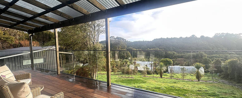 Beaks-and-Feathers_Accommodation_Image-26