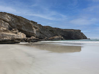 Alila-Hinu-Bay-Destination-Beach-View