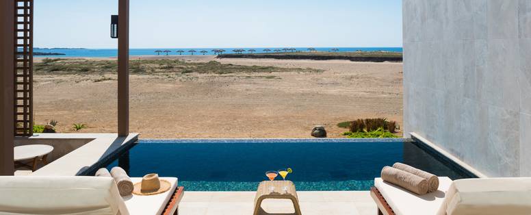 Alila-Hinu-Bay-Pool-Villa-Outside-Pool