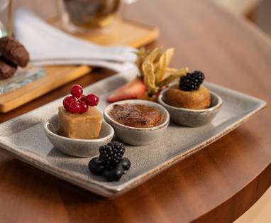 Alila-Hinu-Bay-Lobby-Lounge