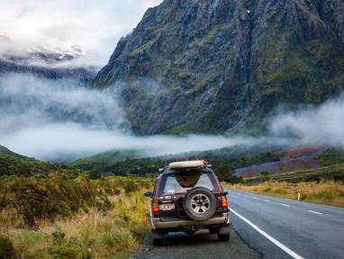 (2)458194-milford-road-southland-new-zealand-credit-liz-carlson-20